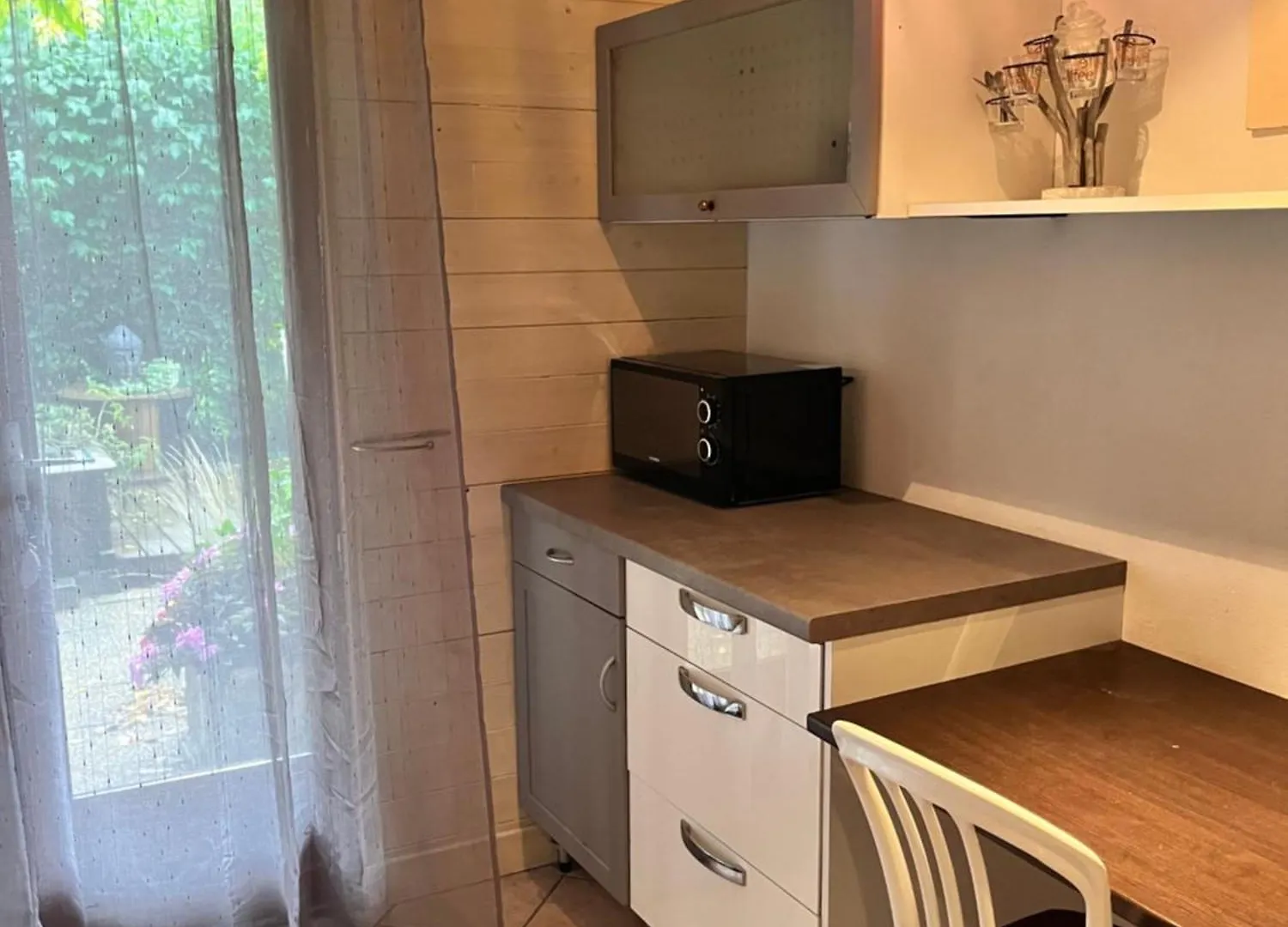 Guest house Chambre Amenagee A Quintal